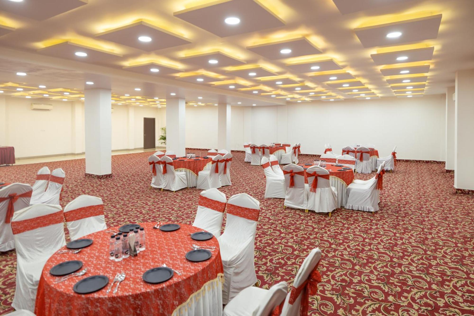 Sheetal International 호텔 Rāipur 외부 사진