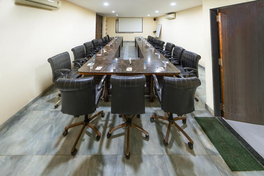 Sheetal International 호텔 Rāipur 외부 사진