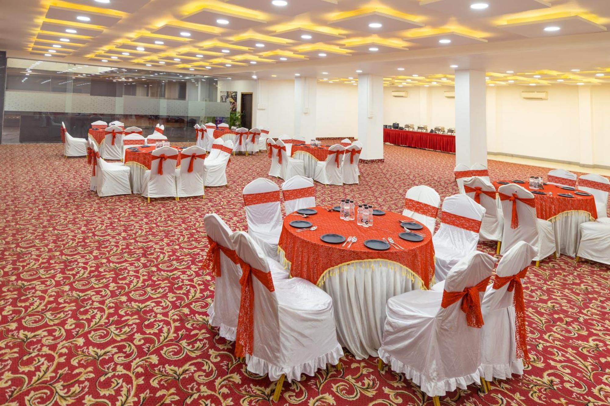 Sheetal International 호텔 Rāipur 외부 사진